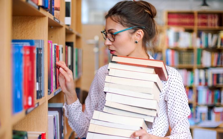 Need Quick Cash? Students, Look Here: - Degree Authorities
