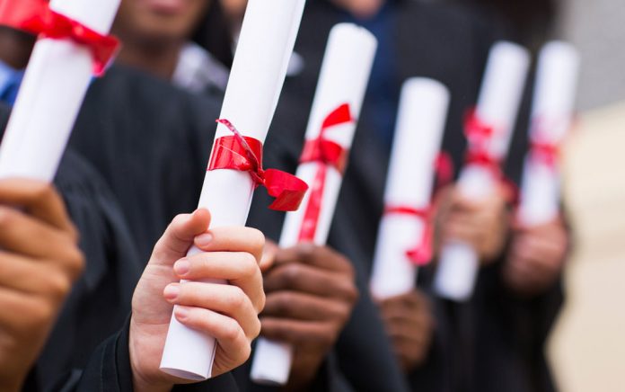 5 Great Benefits of Having a Degree