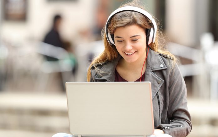 5 Incredibly Popular Online Degree Programs