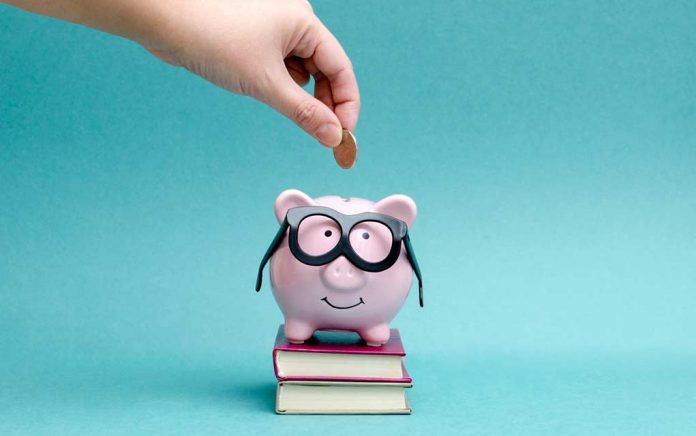 The Best College Savings Plans for Young Parents The Best College Savings Plans for Young Parents
